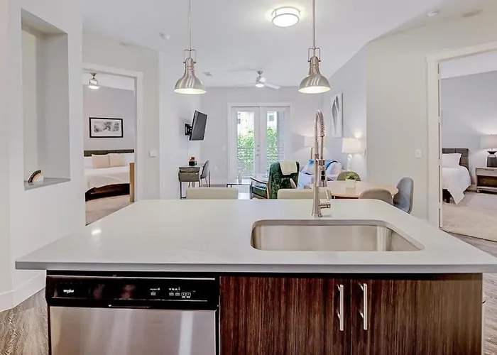 Landing - Modern With Amazing Amenities